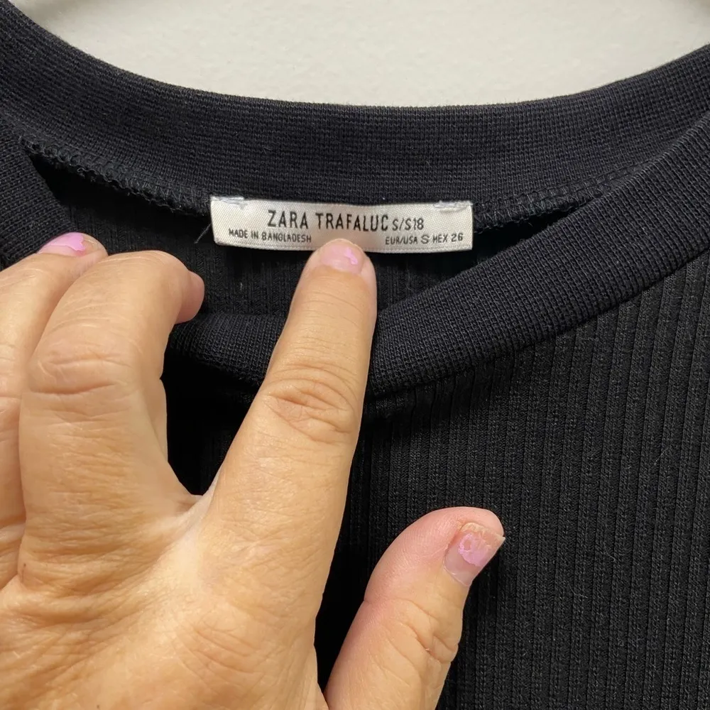 Zara Trafaluc black bodycon dress crew neck short sleeve women’s size small - Image 4