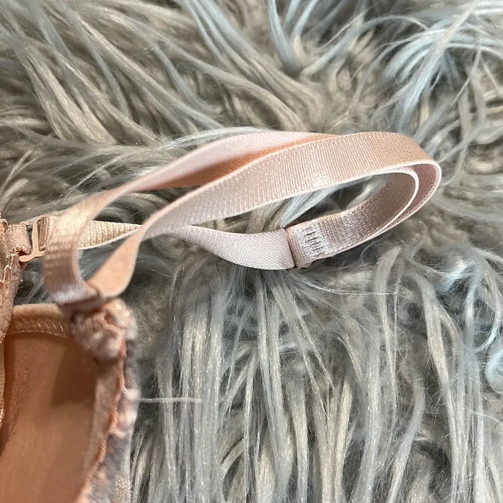 Lacey Blush Pink Bra Womens 36B Size undefined - Image 13