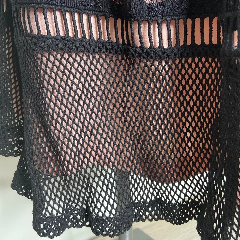 SHIFT Women’s Black Sleeveless Fishnet Lace MIDI Cocktail Dress Size Medium - Image 4