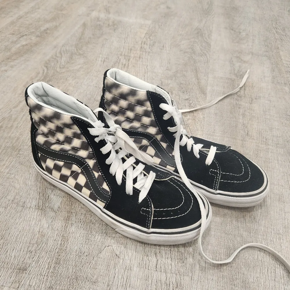 Vans Checked Black And White High Tops Size 7.5 - Image 2