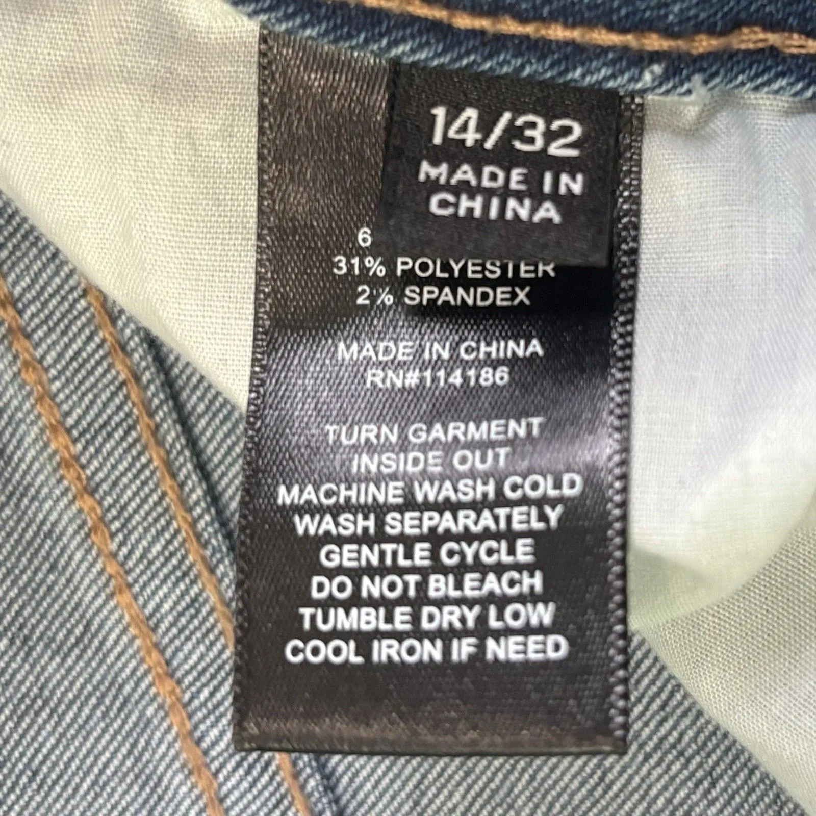 Frye High Rise Crop Jeans Cuffed Denim Women's Size 14/32 Vacation Festival Hike - Image 7