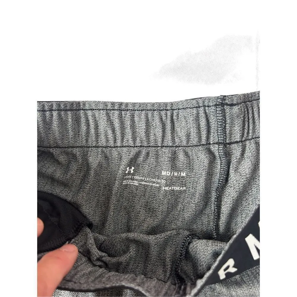 Under Armour Women's Gray/Black Play Up Shorts 3.0 Twist medium Heatgear - Image 7