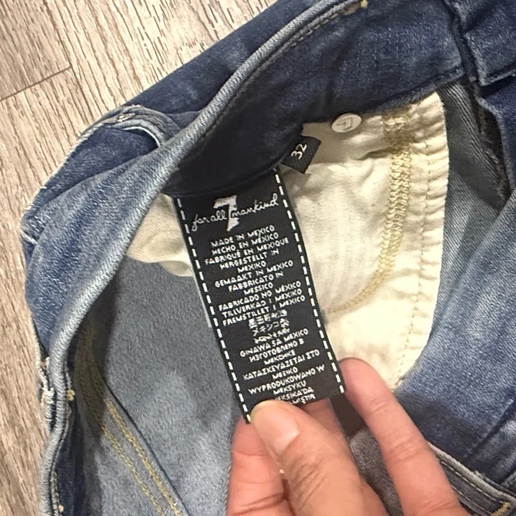 7 For All Mankind Medium Blue Kimmie Straight Leg Jeans - Image 5