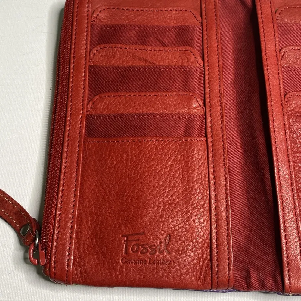 Fossil multi colored leather wallet with heart & flowers - Image 5