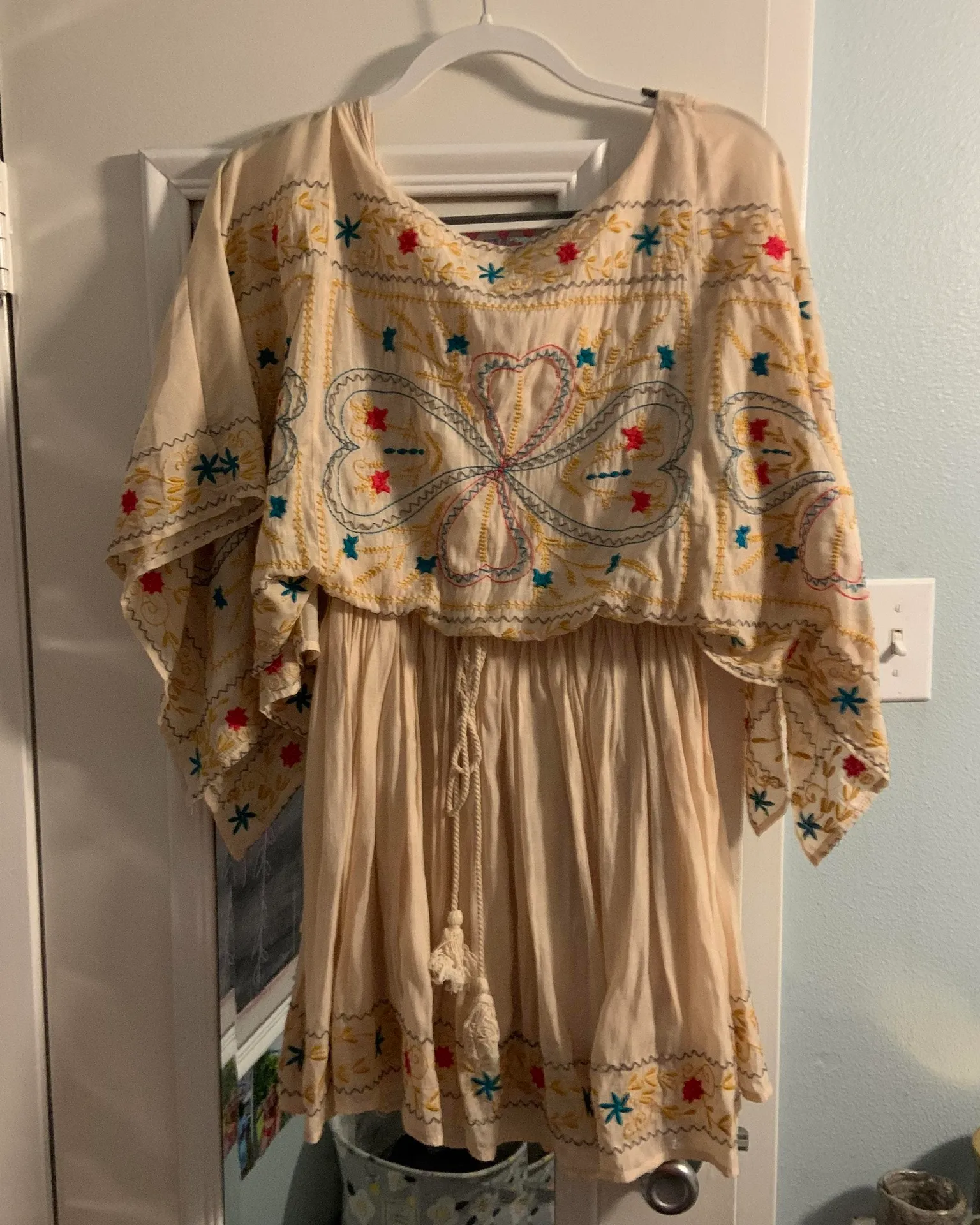 easel embroidered flowy dress - Image 2