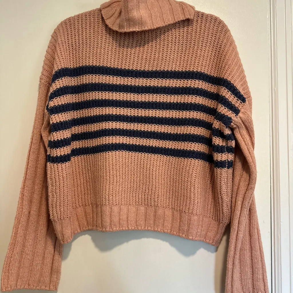 NWT SO Sz:L Pink Navy Stripes Turtleneck Oversized Cropped Pullover Sweater. - Image 2