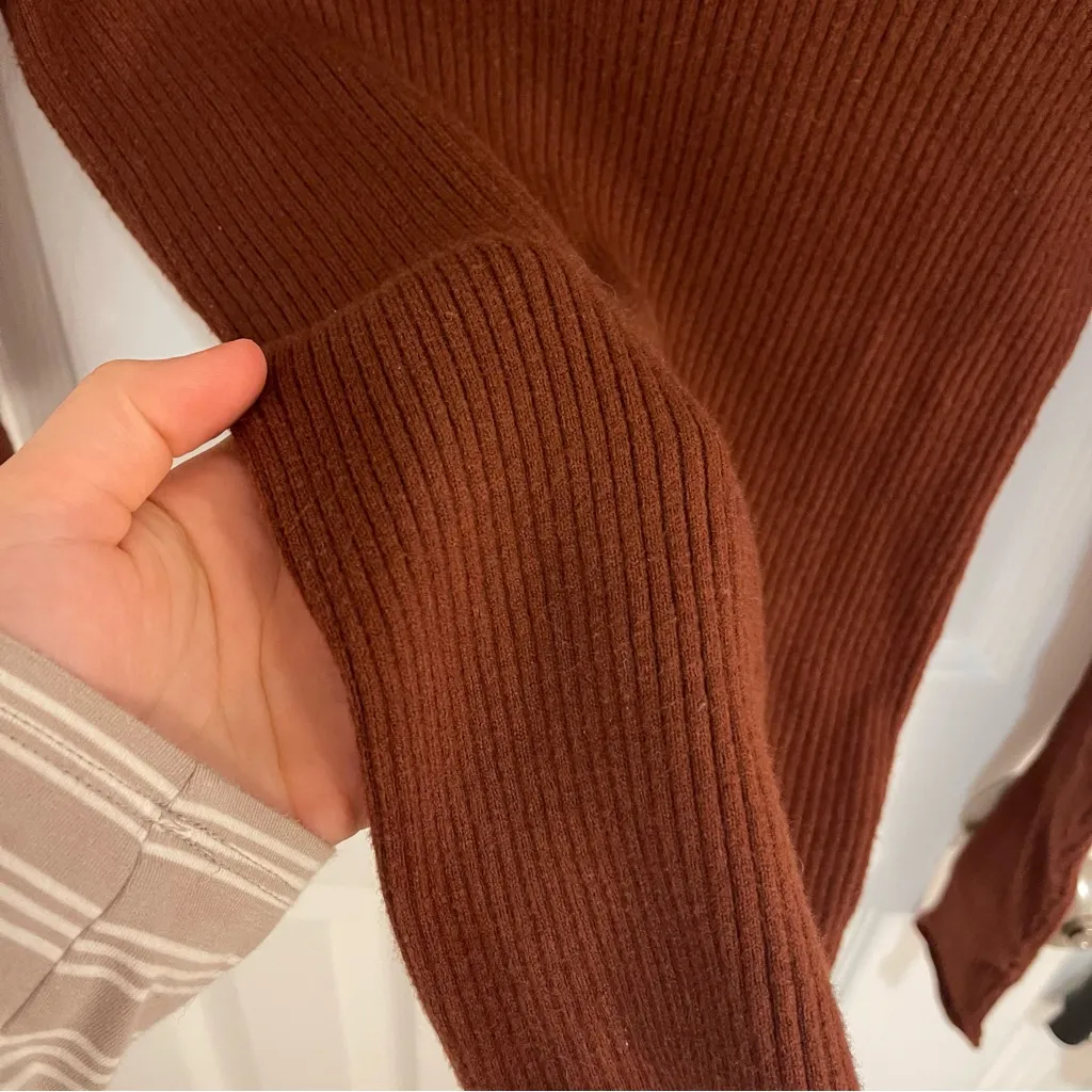 Universal Thread Ribbed Top in Brown - Image 4