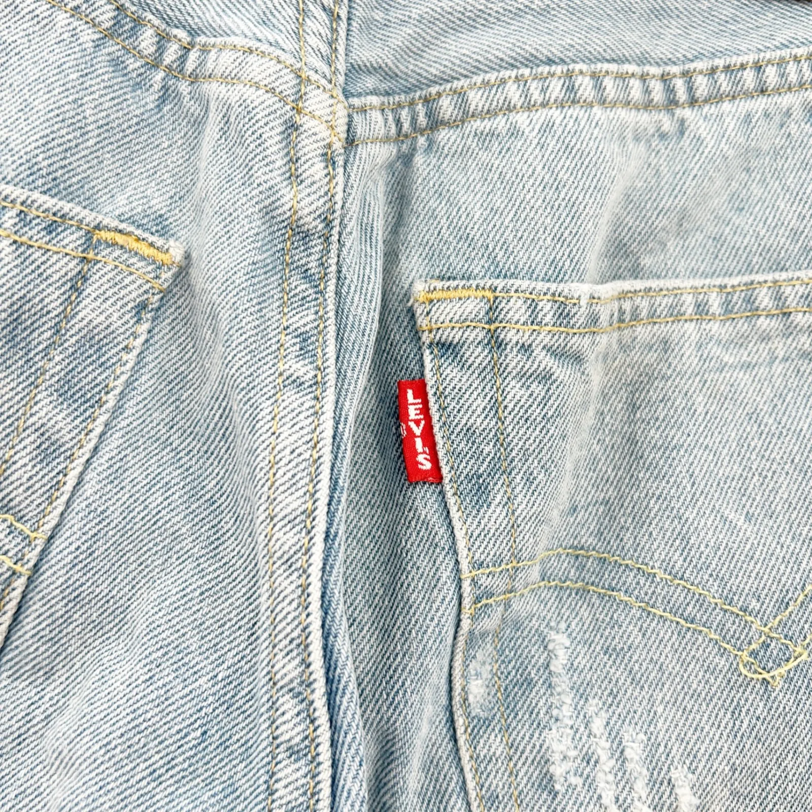 Levi's 501 90s Denim Jean Shorts Womens Size 25 Light Wash Distressed Button Fly - Image 6