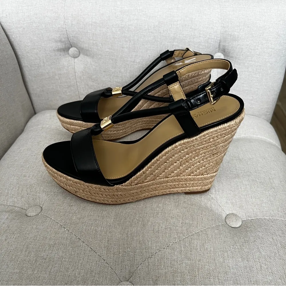 Michael Kors NIB Annie Wedge size 10 - Image 2
