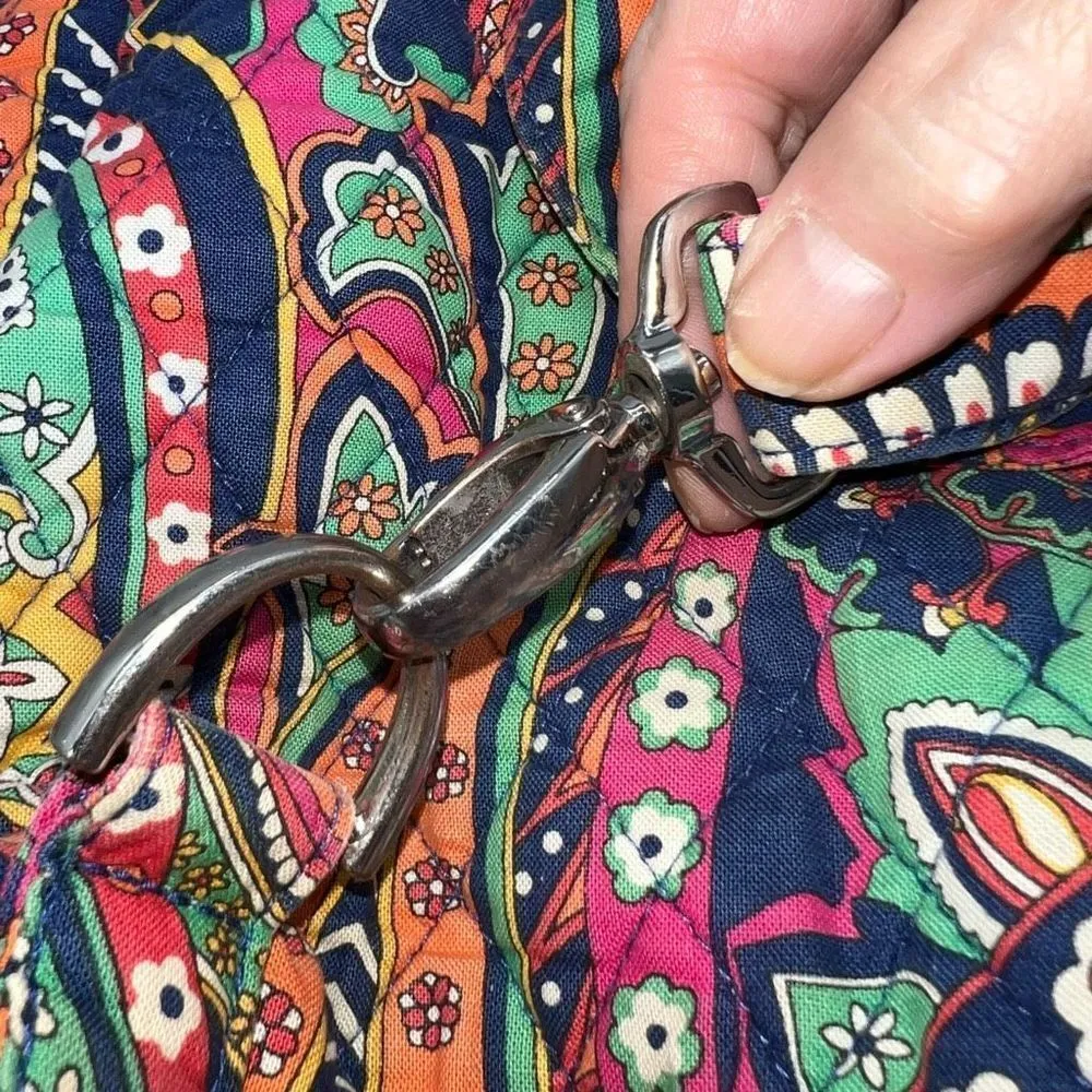 Vera Bradley Hipster Paisley Backpack **SEE PICS**‎ - Image 8