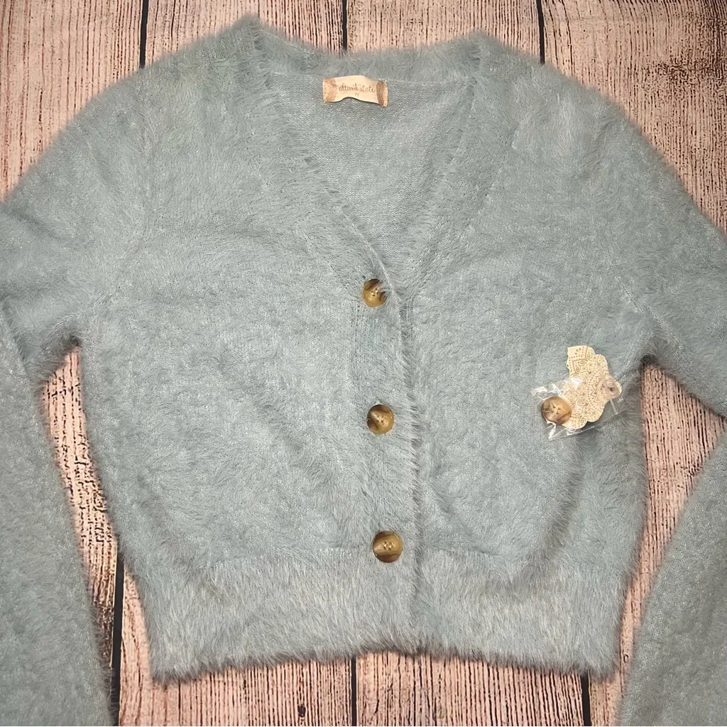 NWT Altar’d State Cropped Fuzzy Light Blue Cozy‎ Sweater Cardigan Women’s Medium - Image 4