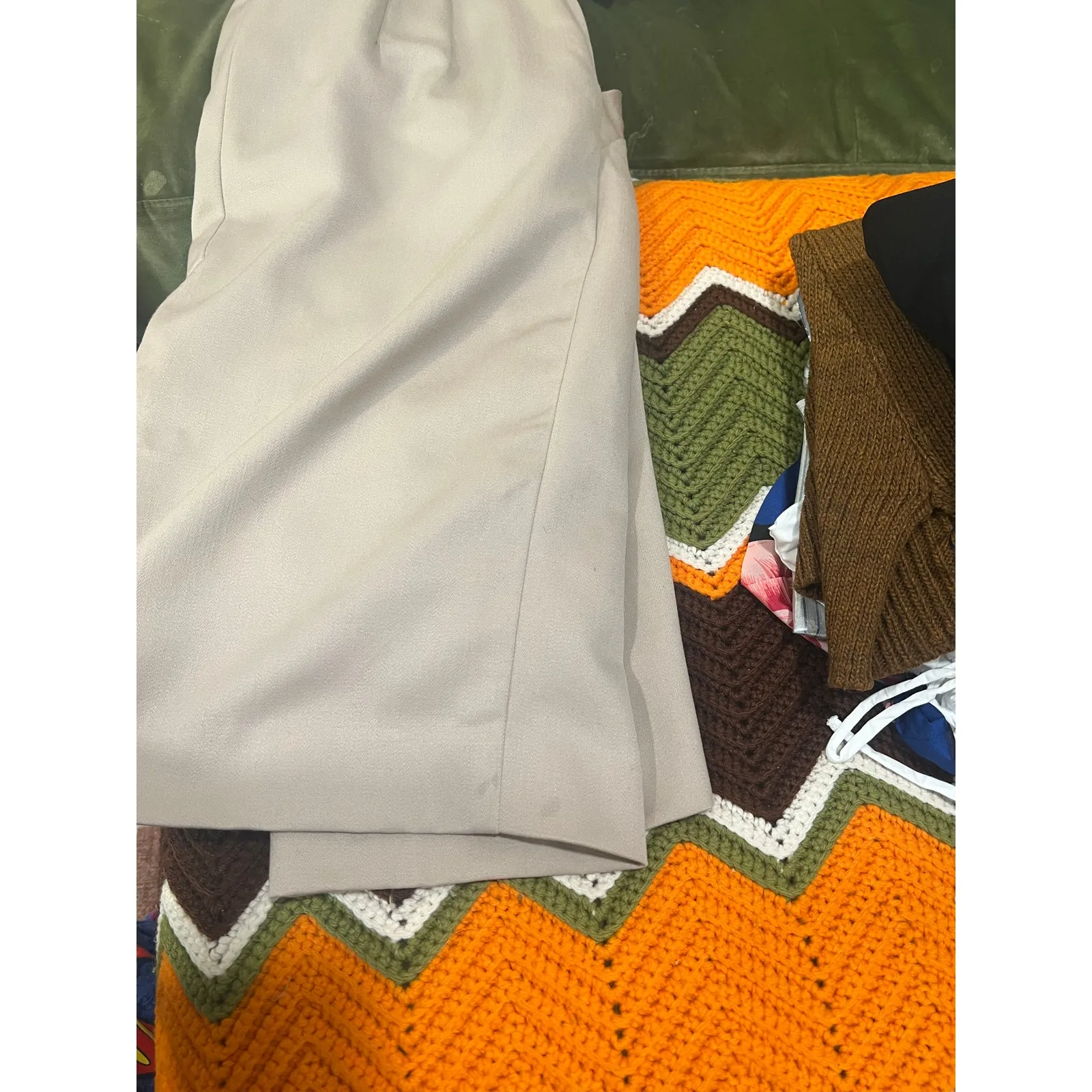 Vintage 80s Mary Ann Restivo Minimalist Wool Wrap Dress Khaki Tan Office Size 12 - Image 7