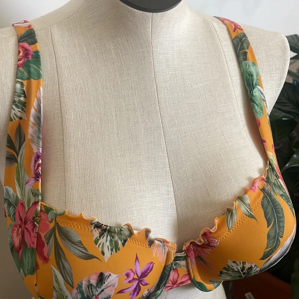 Shade & Shore Orange Tropical Lightly Lined Underwired Ruffle Swim Top Size 36 D - Image 6