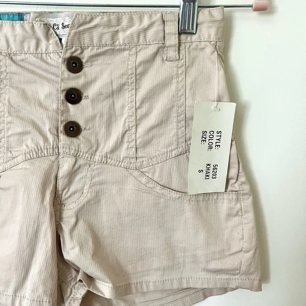 NWT  Beige Women's Shorts Size S - Image 2