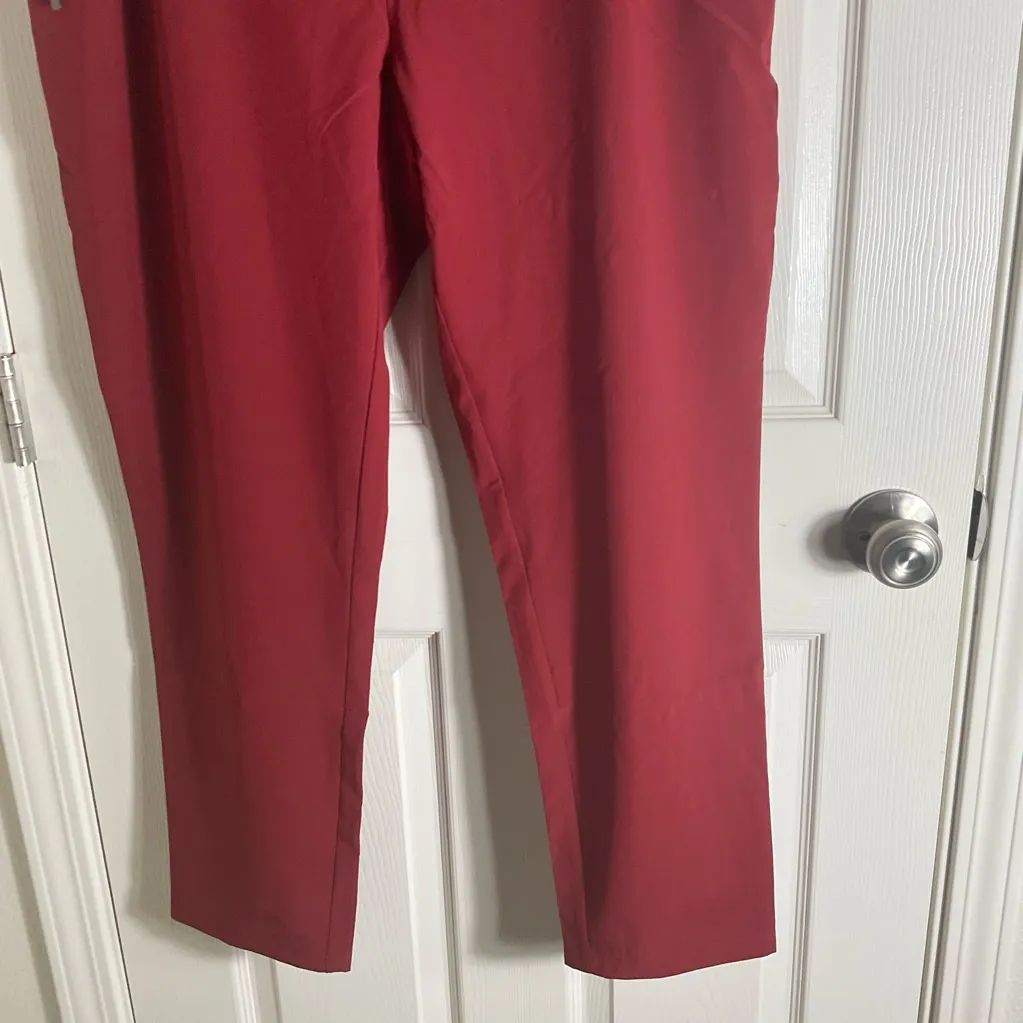 Christopher & Banks Straight-Leg Trousers
Women's Pants Size large - Image 5