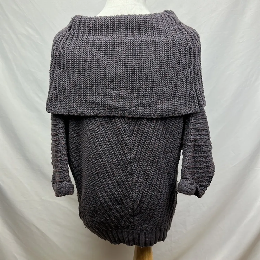 Moth Anthropologie chunky knit cowl neck oversized sweater size medium Gray - Image 4