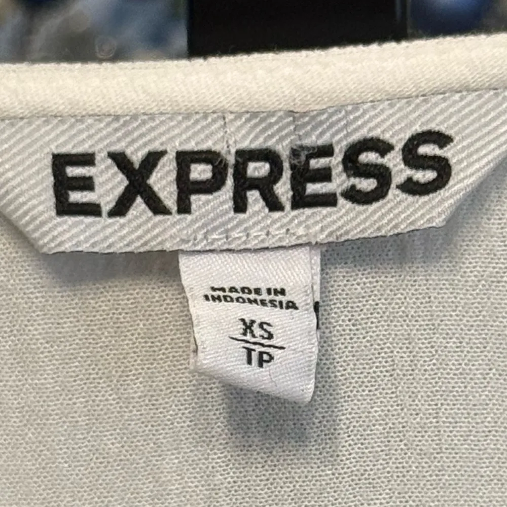 Express White Boho Ruffle Bell Sleeve Smocked Hem Romantic Feminine Top Shirt - Image 3