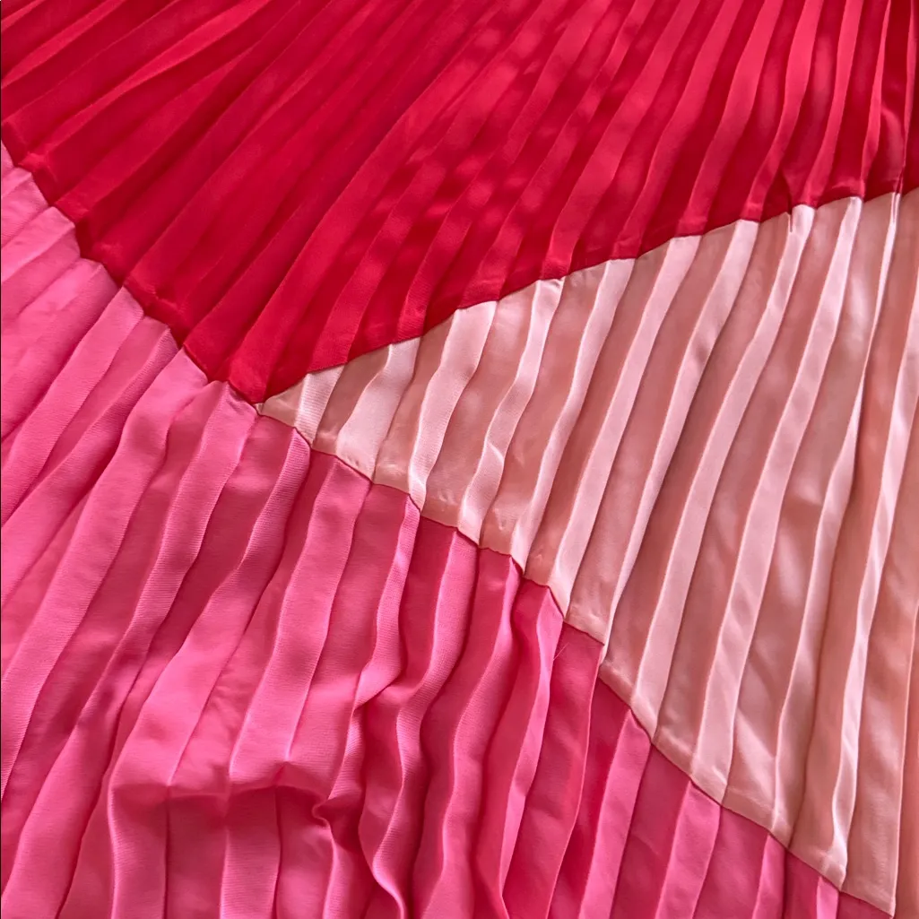 Elegant Pink Pleated Dress Red Size XS - Image 2