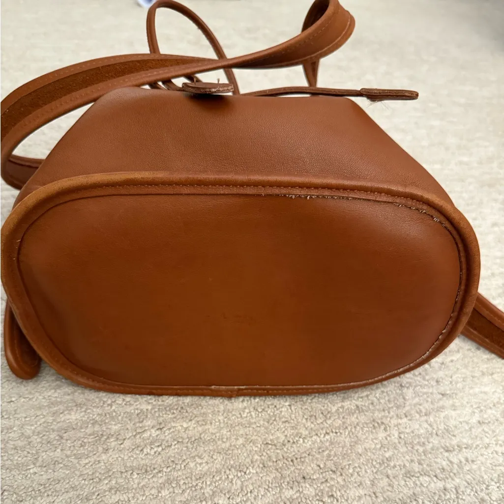 Coach British Tan Leather Lula Drawstring Bag - Image 3