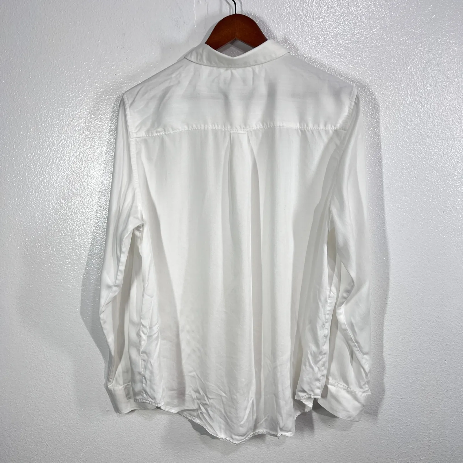 Liz‎ Claiborne White Tencel Lyocell Button Down Shirt Women's XL Soft Blouse - Image 2