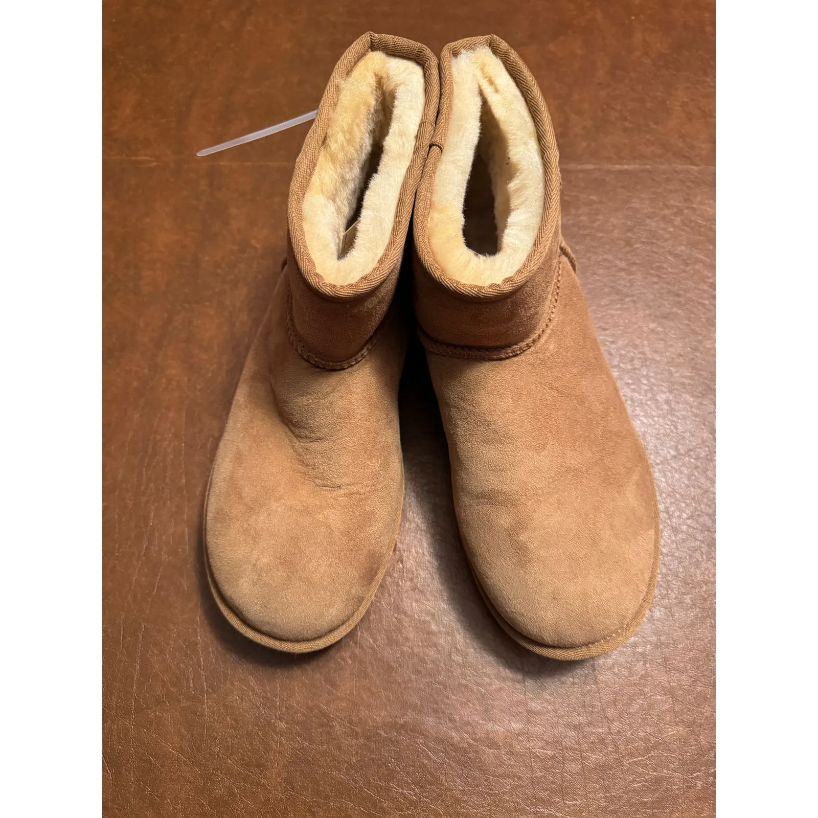 UGG CLASSIC MINI size 10 Color: Chestnut Brown - Image 3