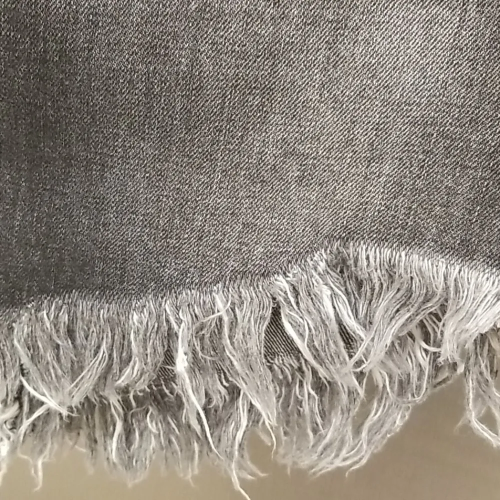 💕FREE PEOPLE💕 Bailey Denim Mini Skirt ~ Maverick Raw Fringe Hem 26 NWT - Image 13