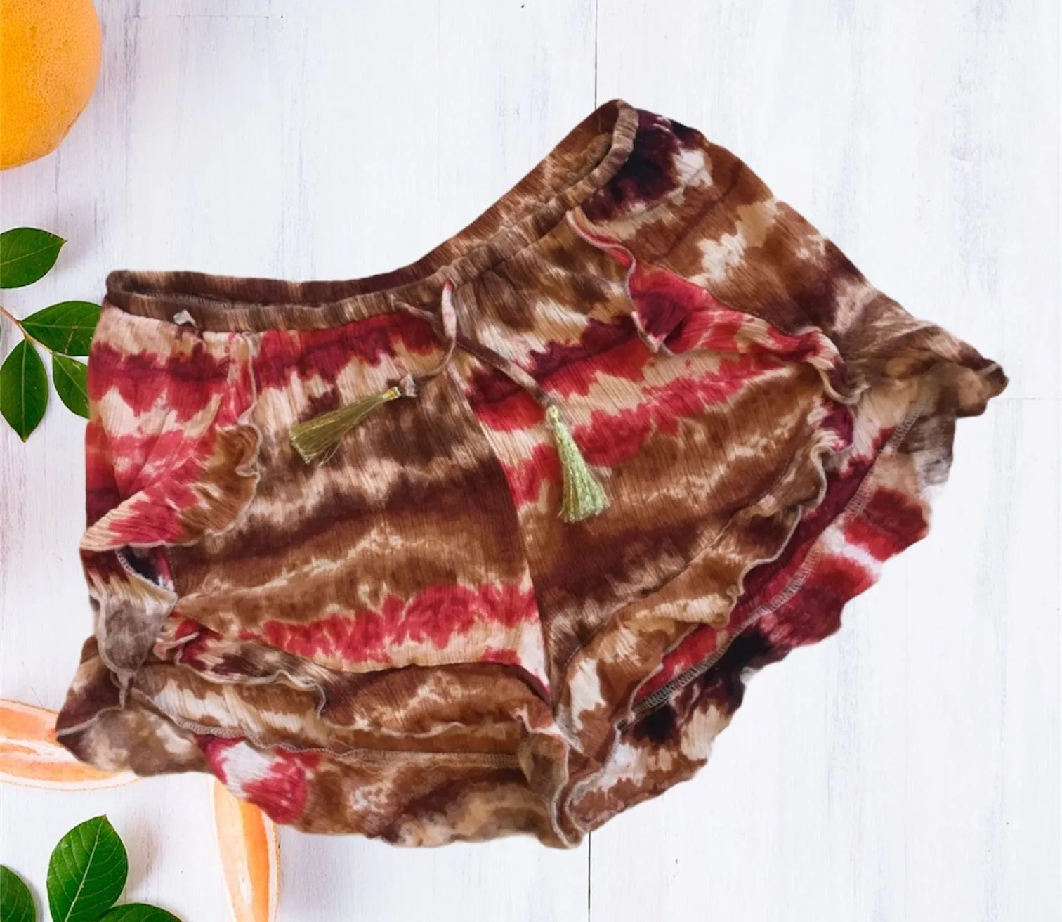 Shorts Elastic Waist Small EUC - Image 3