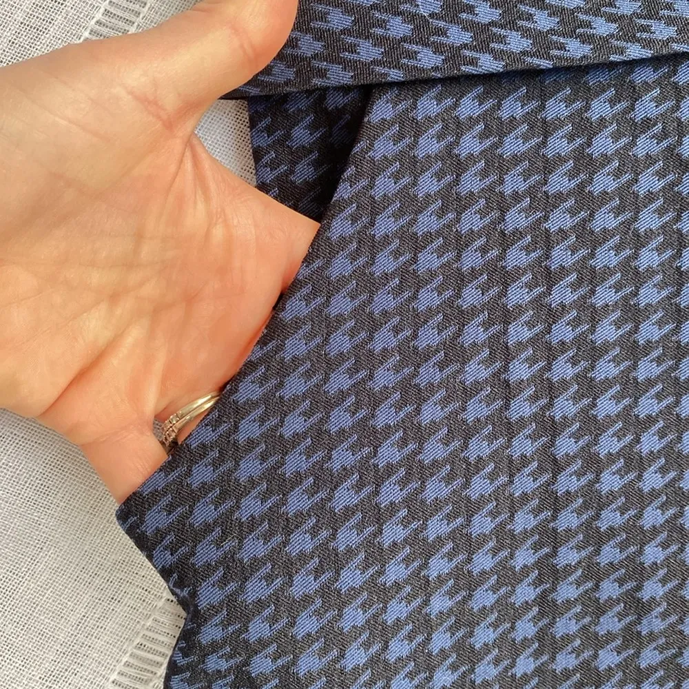 Teezeme NWT houndstooth mini dress with pockets. - Image 3