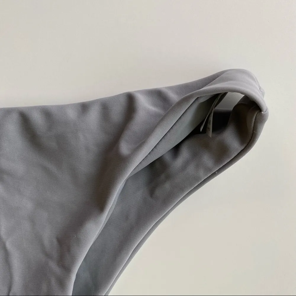 Zaful Grey Bikini Bottom Size Small - Image 2