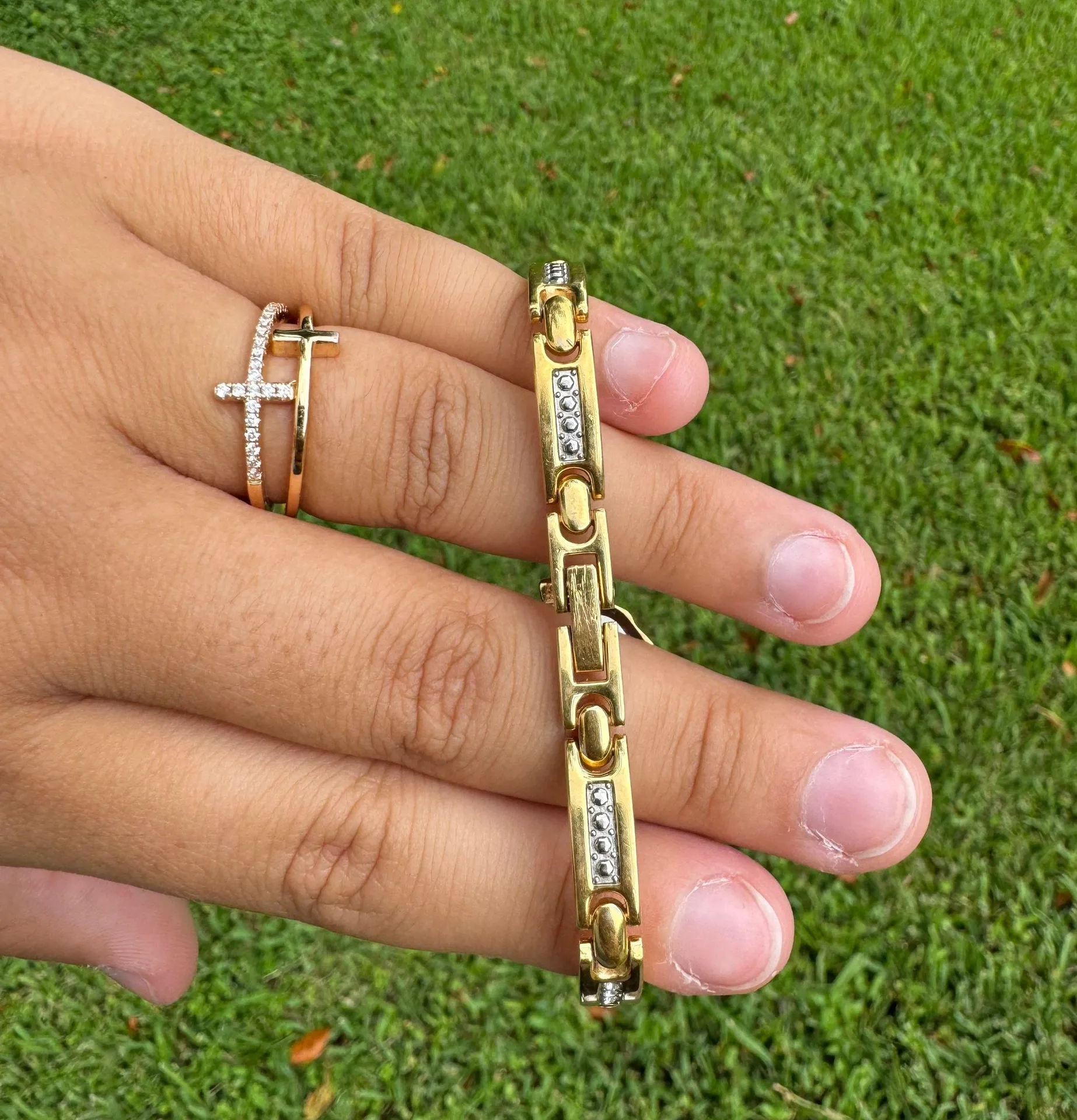 Premier Designs EUC  Analog Gold Wristwatch with Quartz Movement - 7” - Image 2