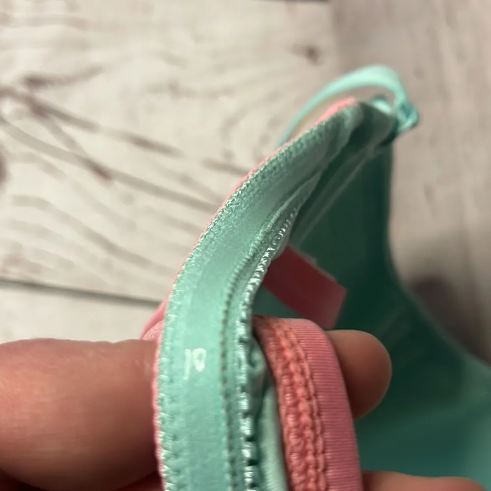 Brand new medium Victoria’s Secret swim top - Image 8