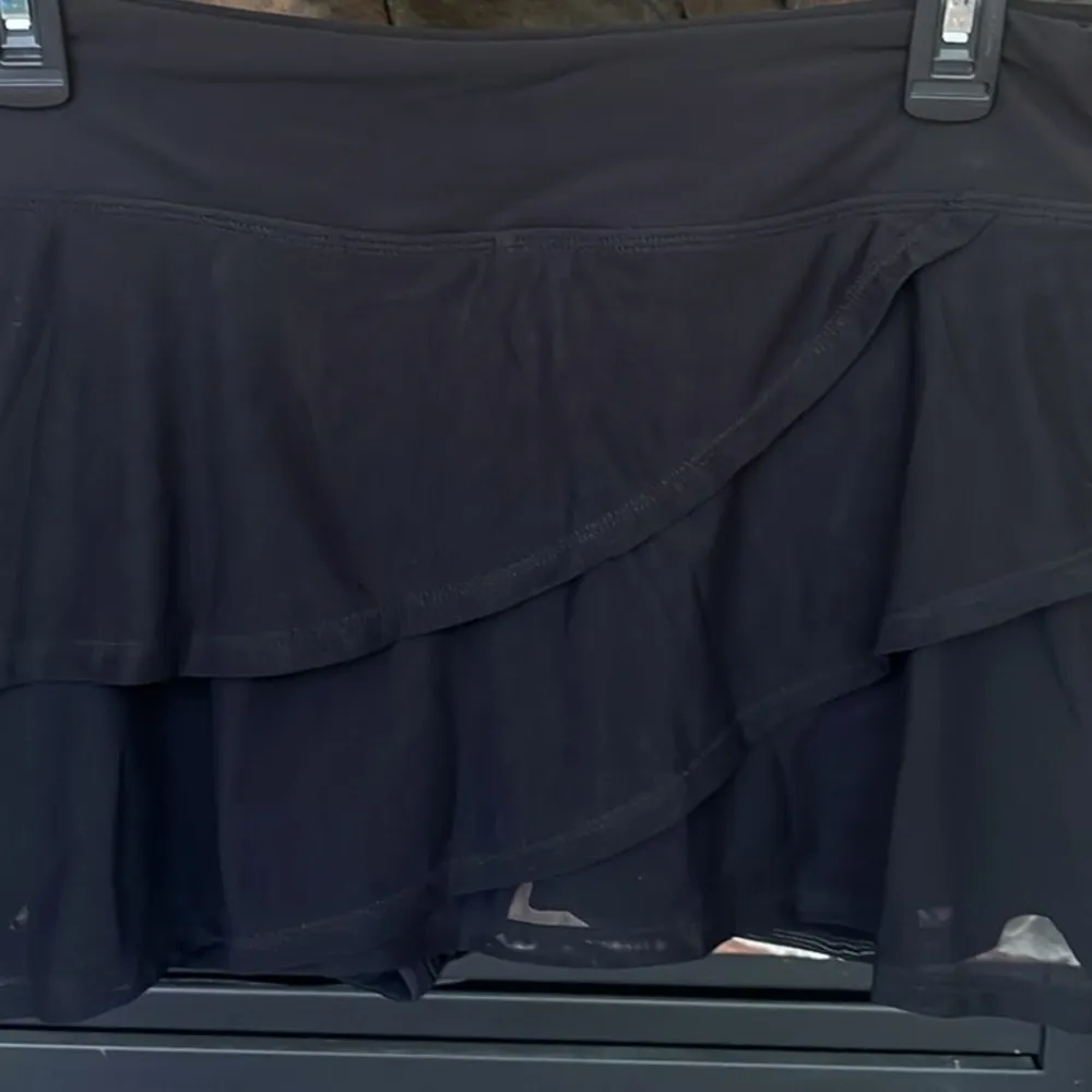 Black Ruffle Tiered Swimsuit Bottom fits like Medium - Image 6