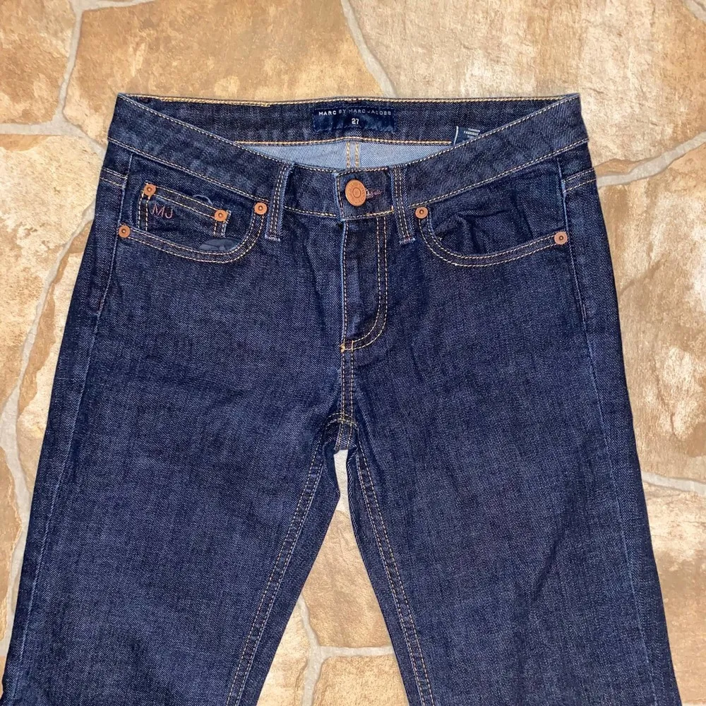 Marc by Marc Jacobs Jeans Angela Boot Cut Mid Rise Dark Wash, Size 27 - Image 5