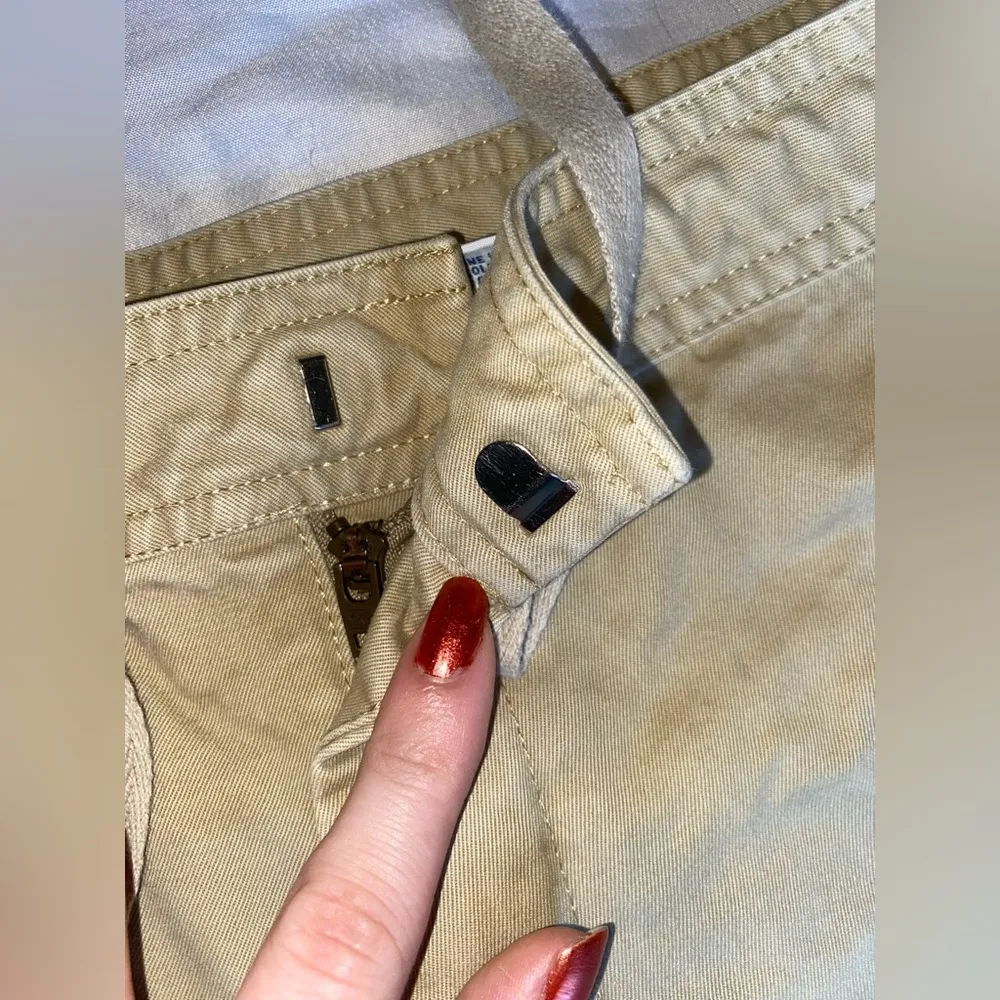 y2k tan micro mini cargo shorts with tie waist - Image 4