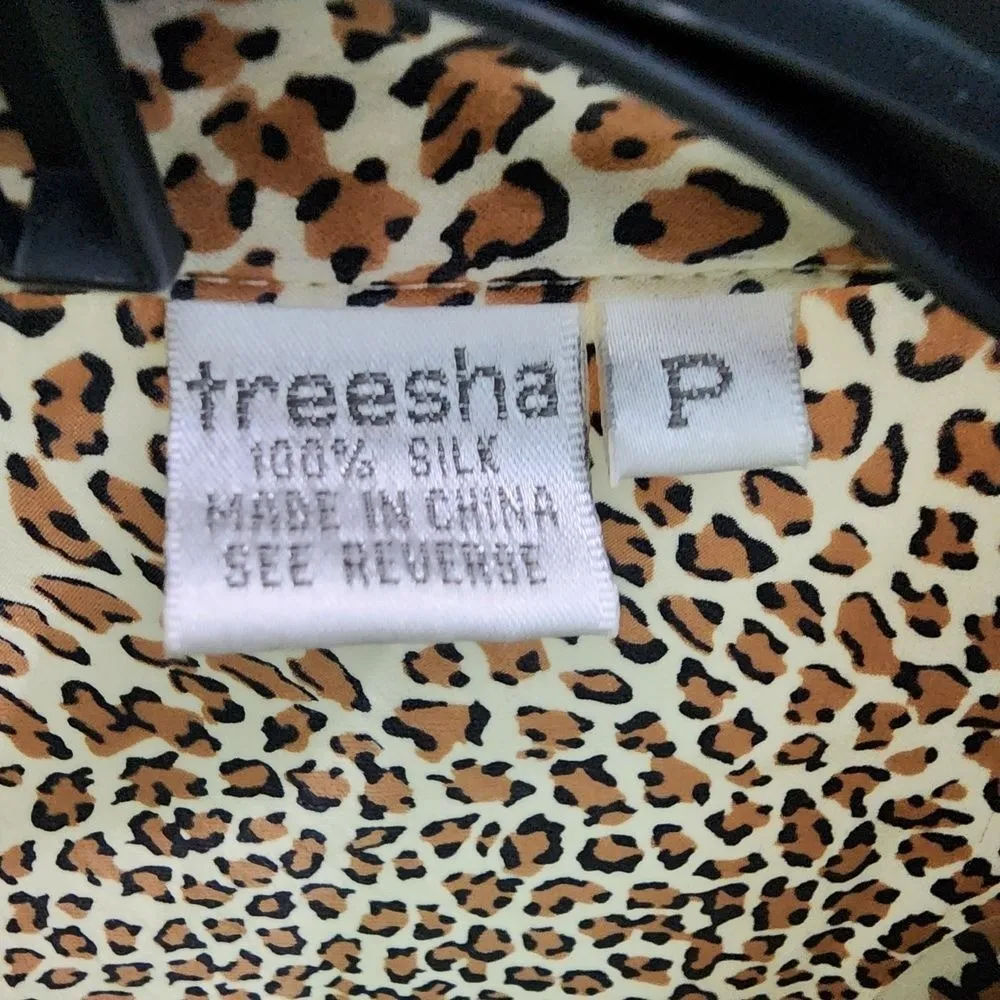 Trendy Leopard Print Top Loungewear Set Casual Chic Animal Pattern. - Image 3