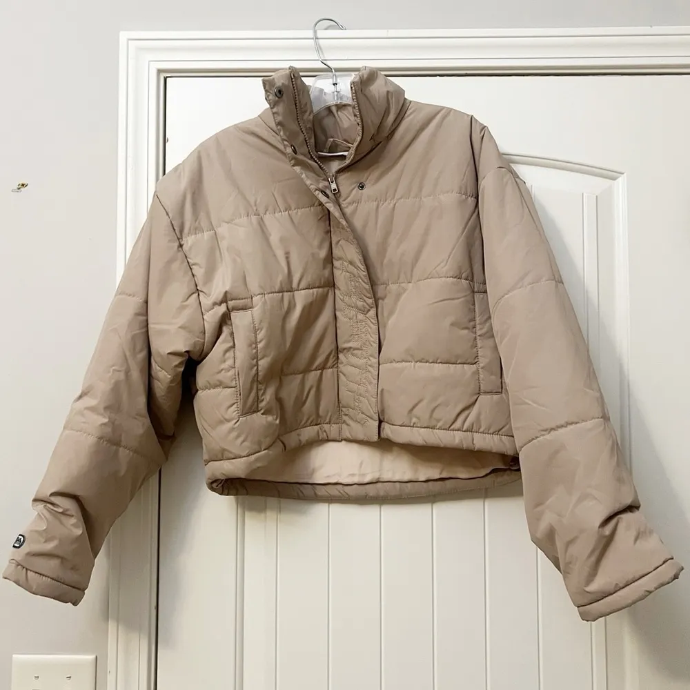 The Fifth Label Remake Puffer Jacket in Tan - Image 5