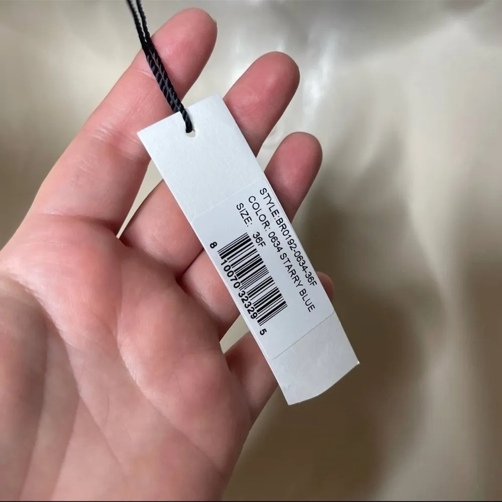 Fleur du Mal Fuller Cup Lily Embroidery Plunge Demi Bra in Starry Blue 36F (38E) Size undefined - Image 6