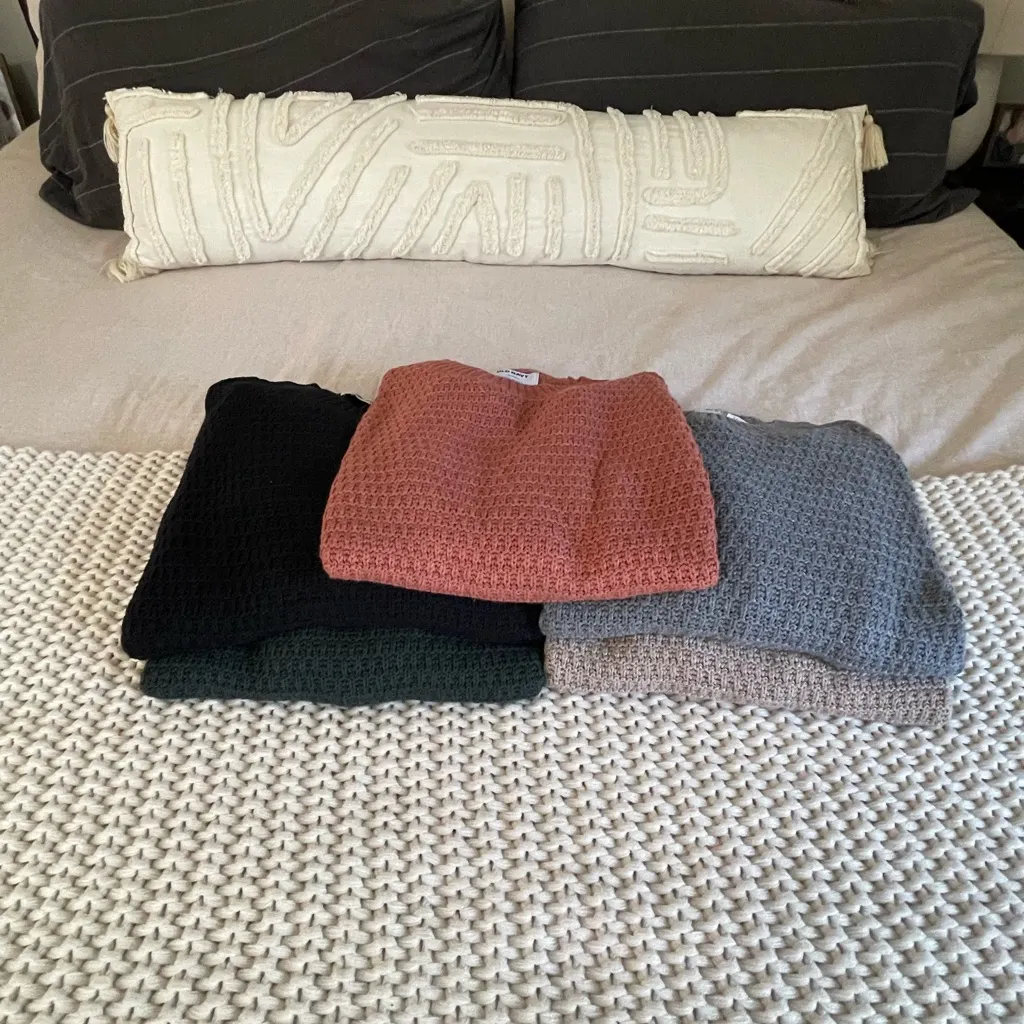 Set of 5: Old Navy Textured Cotton-Blend Tunic Sweater for Women - Image 5