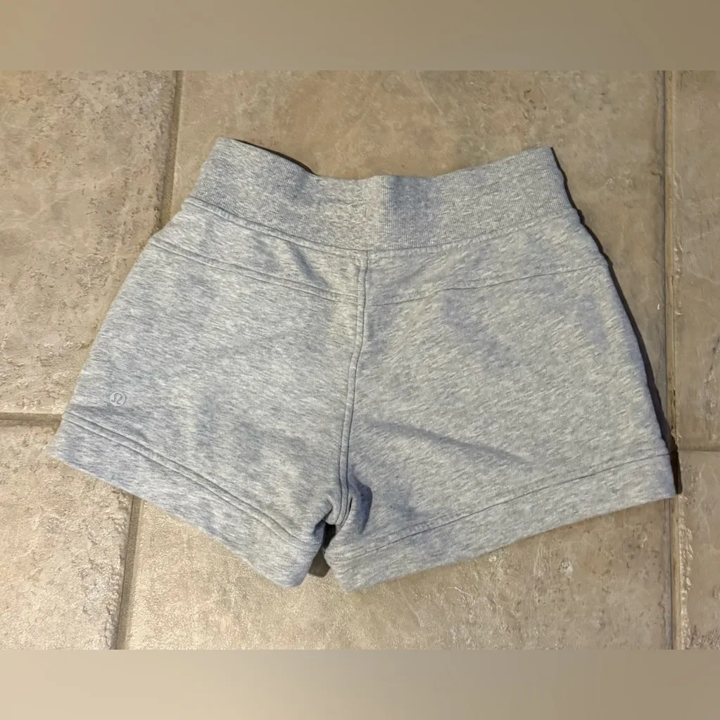 Rare Lululemon 2017 Retired Edition Warm Down Short (4”) Heathered Vapor | Sz 4 - Image 6