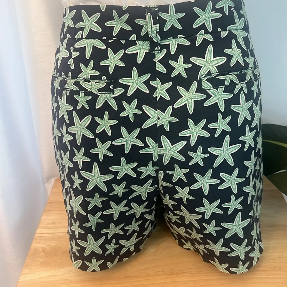 Crown and Ivy shorts blue with starfish - Image 4