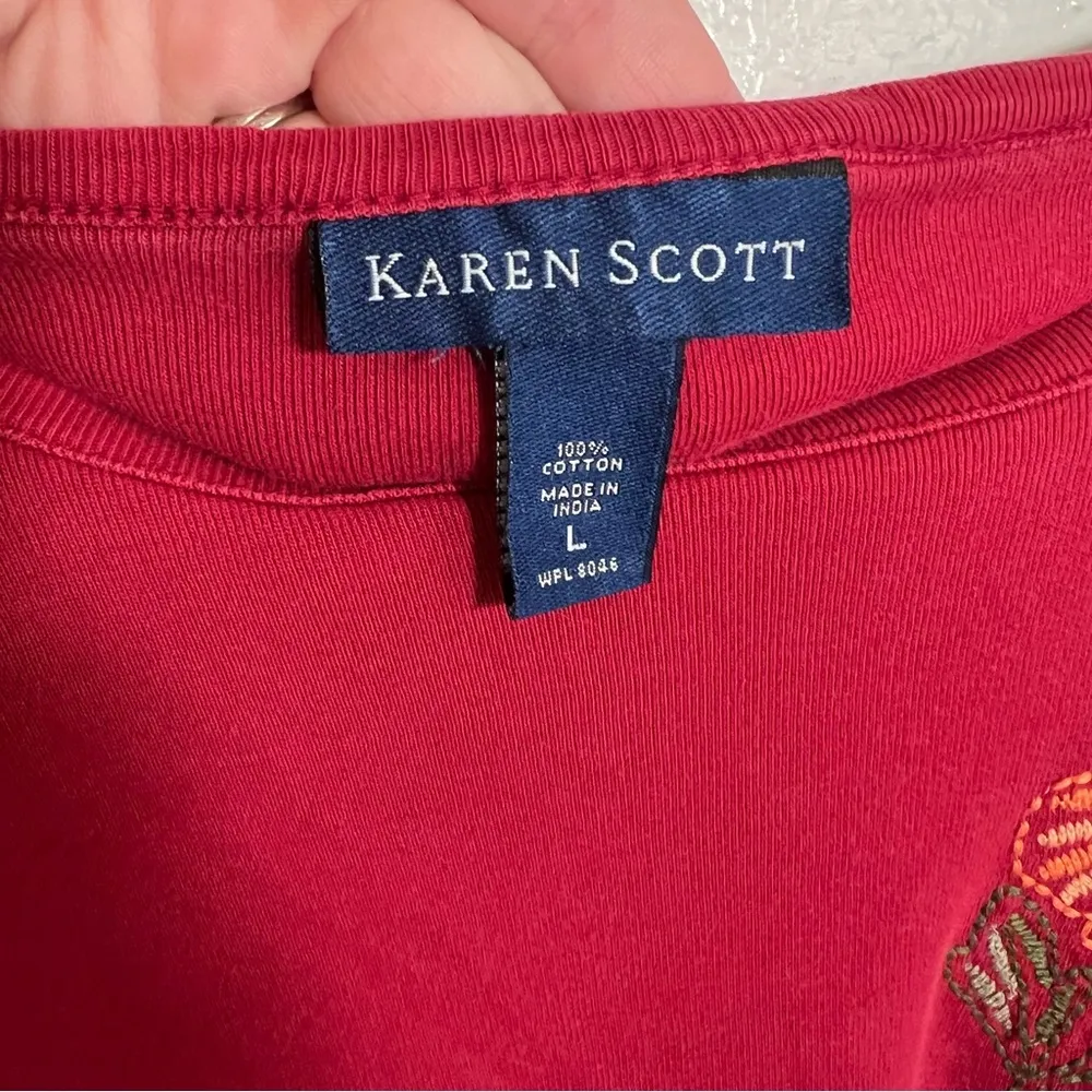 Karen Scott Boatneck T-Shirt Red Embroidered Floral L - Image 9