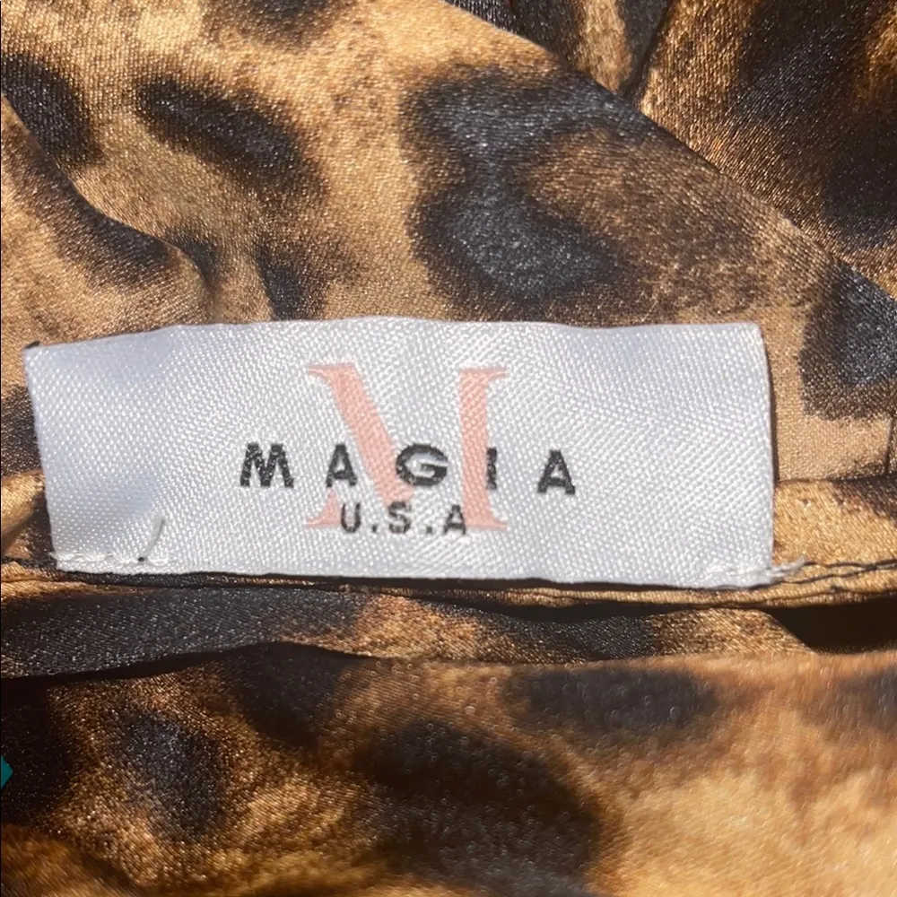 Leopard Print Women's Top Black Size undefined - Image 2