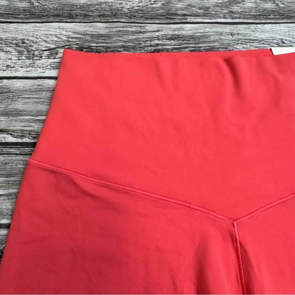 Aerie Offline by  Women's Real Me Xtra Shortie Workout Shorts M Med Medium Coral - Image 3