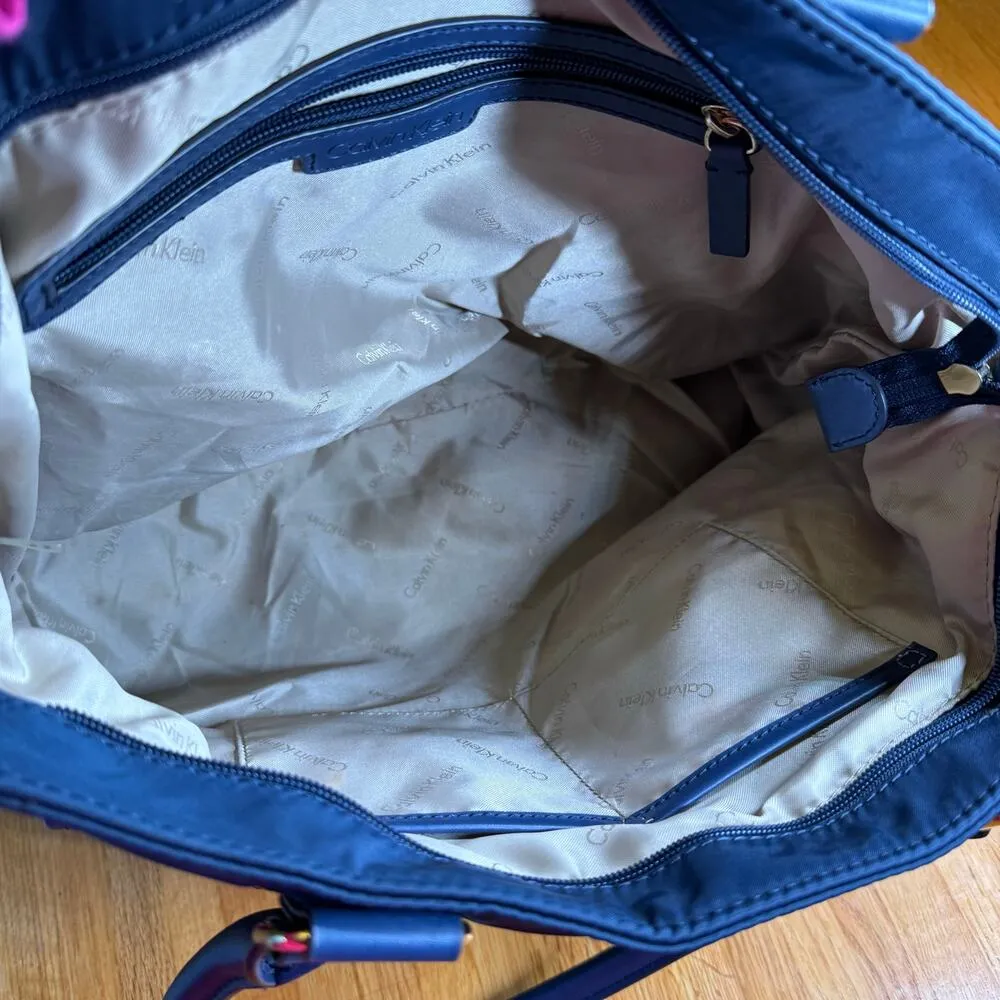 Calvin Klein Belfast Nylon Organizational Buckle Tote in Navy Blue EUC Clean - Image 8