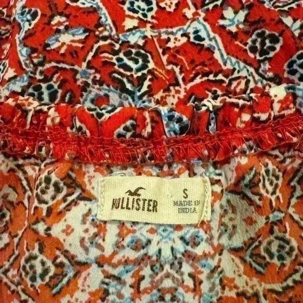 Women’s Red&Blue Hollister Crop Top - Image 2