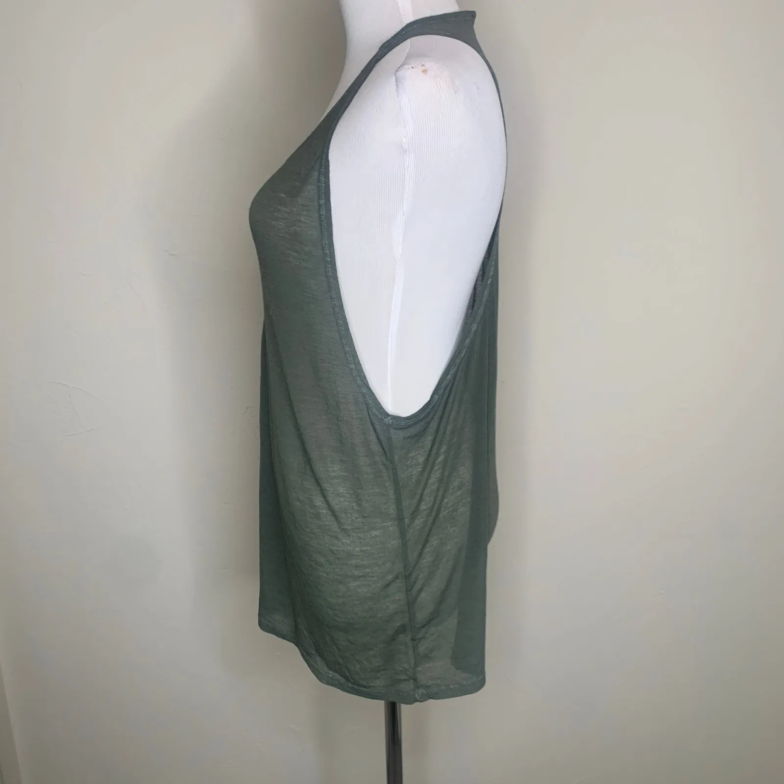 Army Green Thin Swing Tank Top Racer Back Sz XS - Image 3