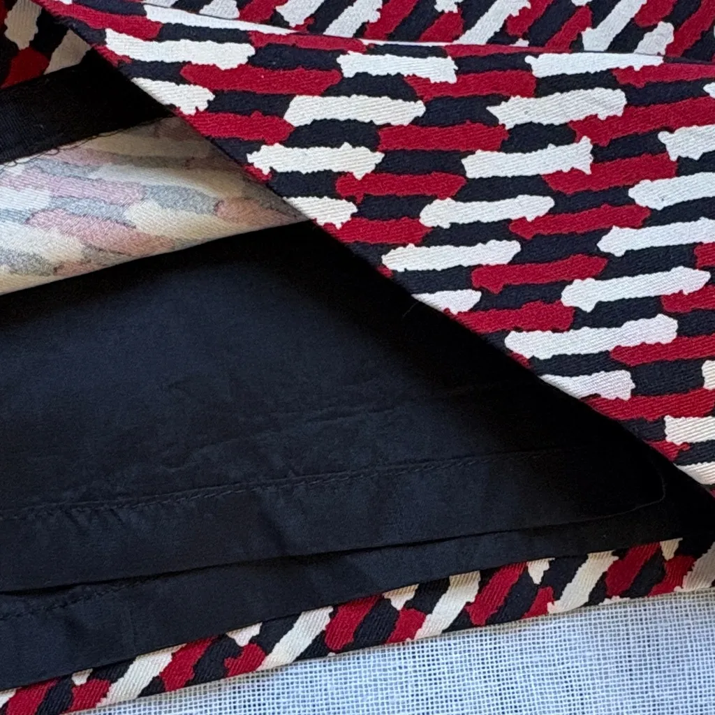 Ann Taylor Silk Knee Length Pencil Skirt - Image 4