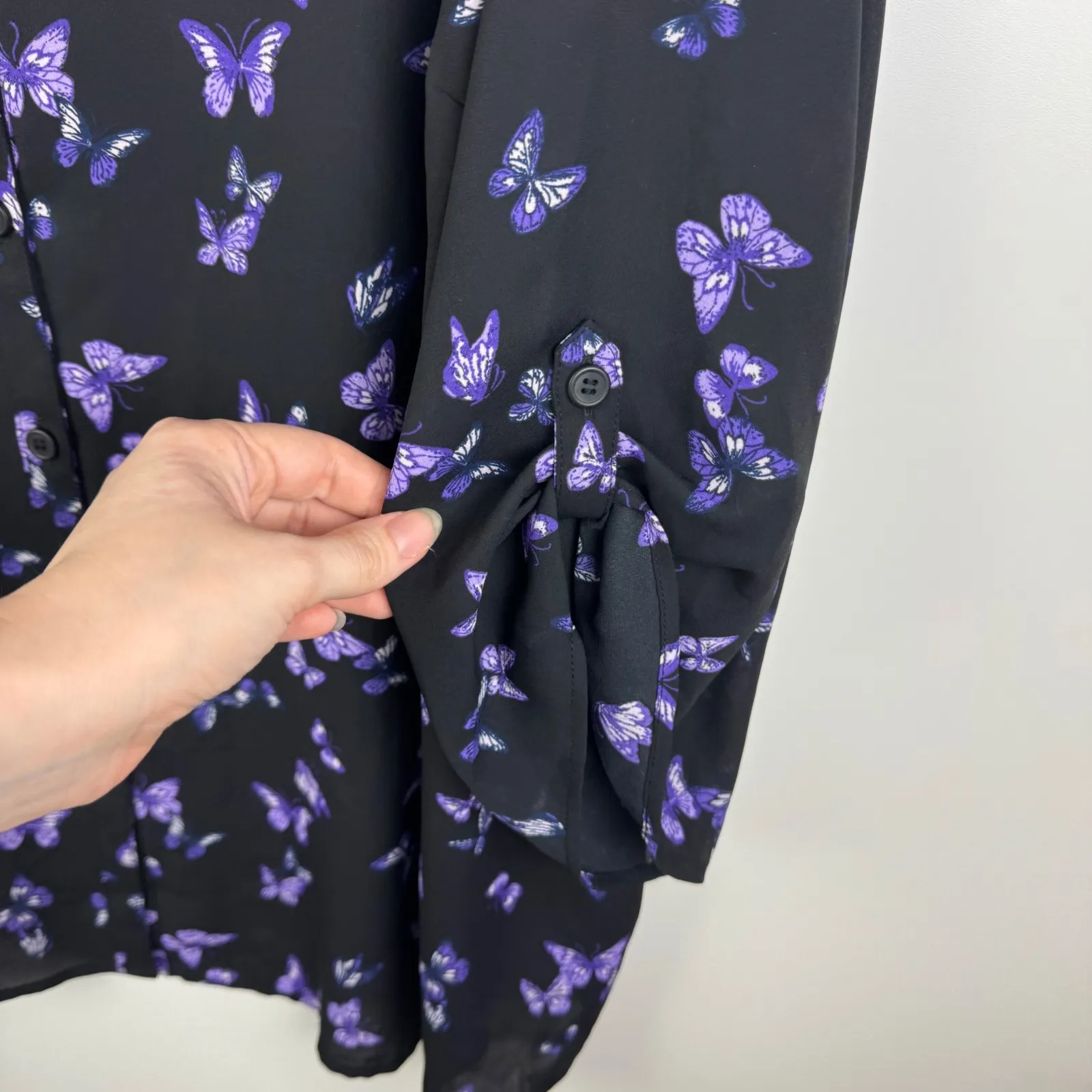 NWT Catherines Butterfly Button Down‎ Shirt 3X Roll Tab Sleeve Lightweight Boho - Image 3