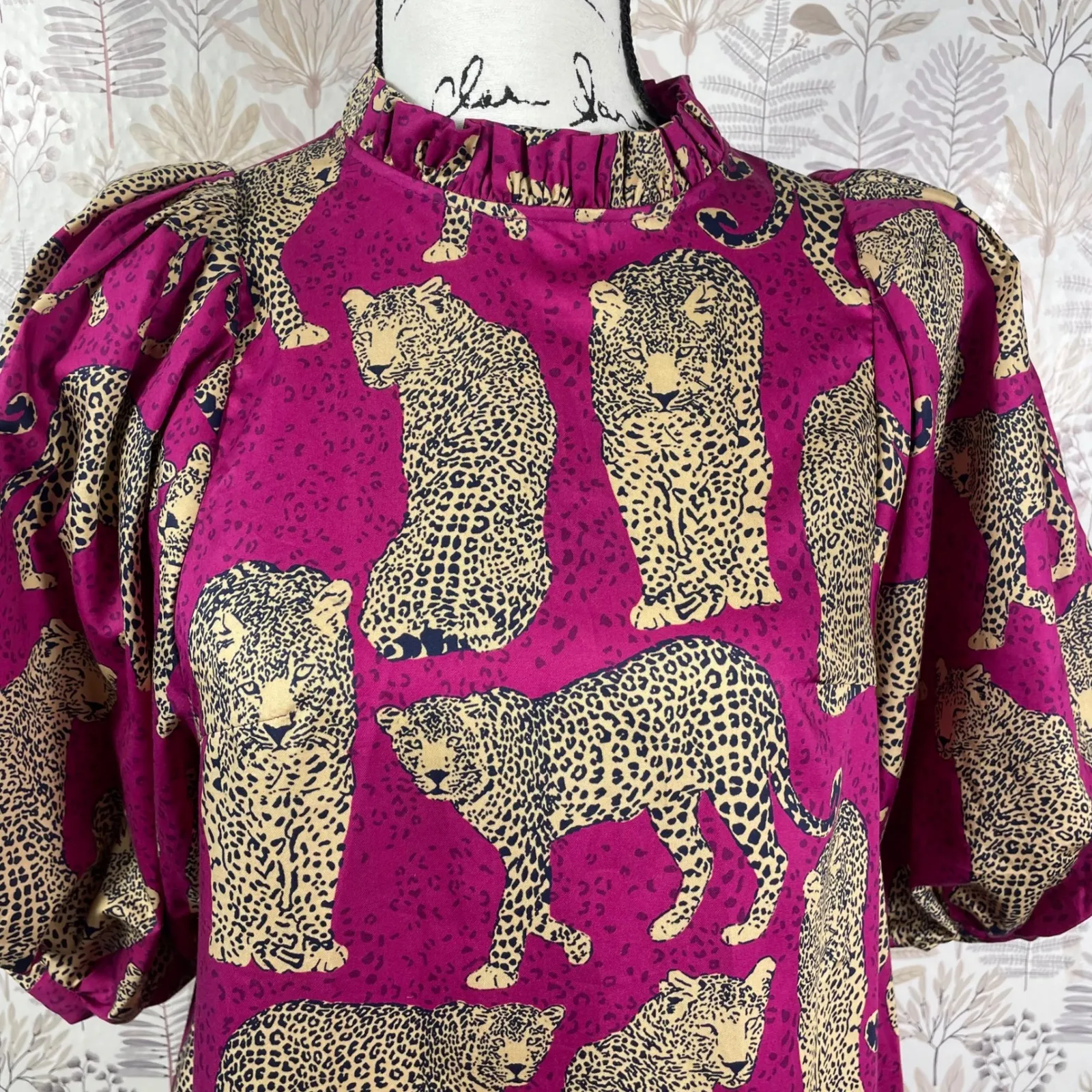 Tyler‎ Böe Leopard Cheetah Print Ruffle Hem Dress Pink Magenta Puff Sleeve XS - Image 3