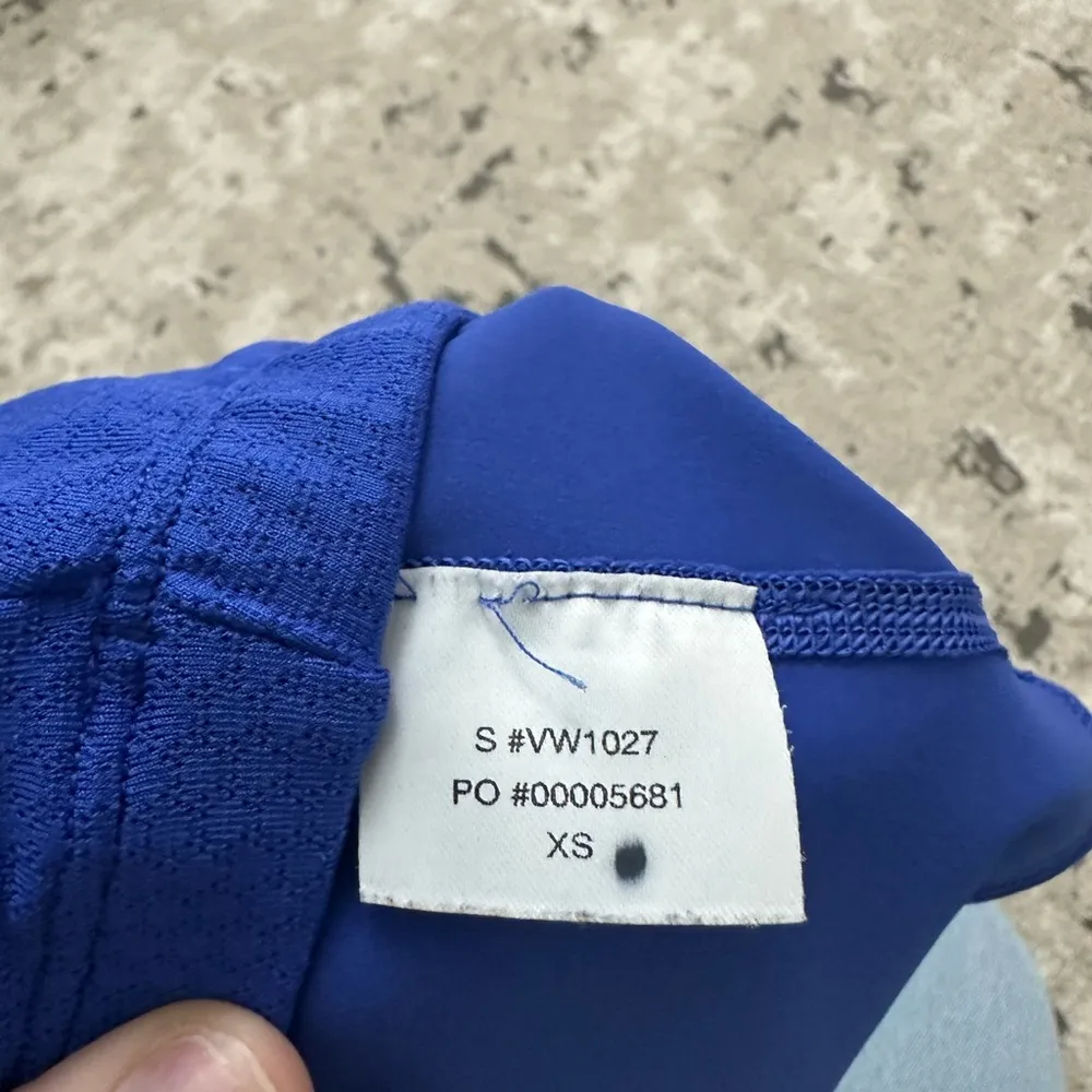 Vuori Daily Crop Tank Copenhagen Blue Size XS RARE - Image 3